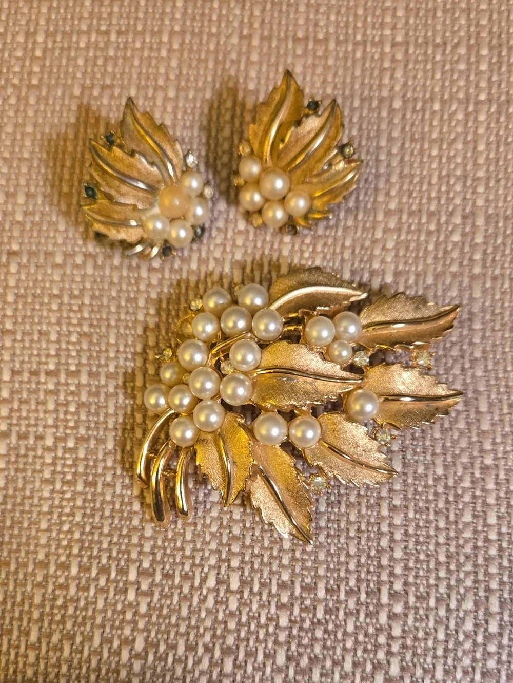 Vintage Crown Trifari Gold-Tone Leaf Brooch and Matching Earrings